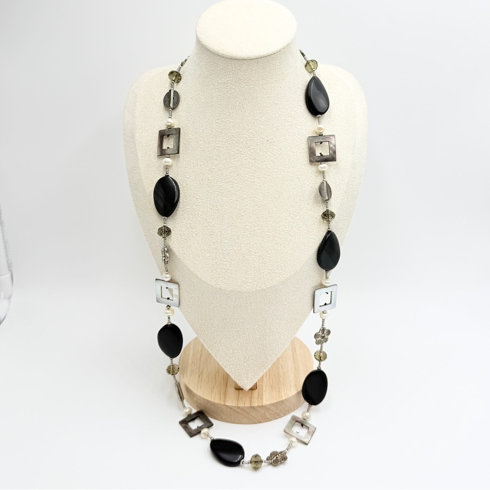 Premier Designs Black Onyx Mother of Pearl Long Beaded Necklace